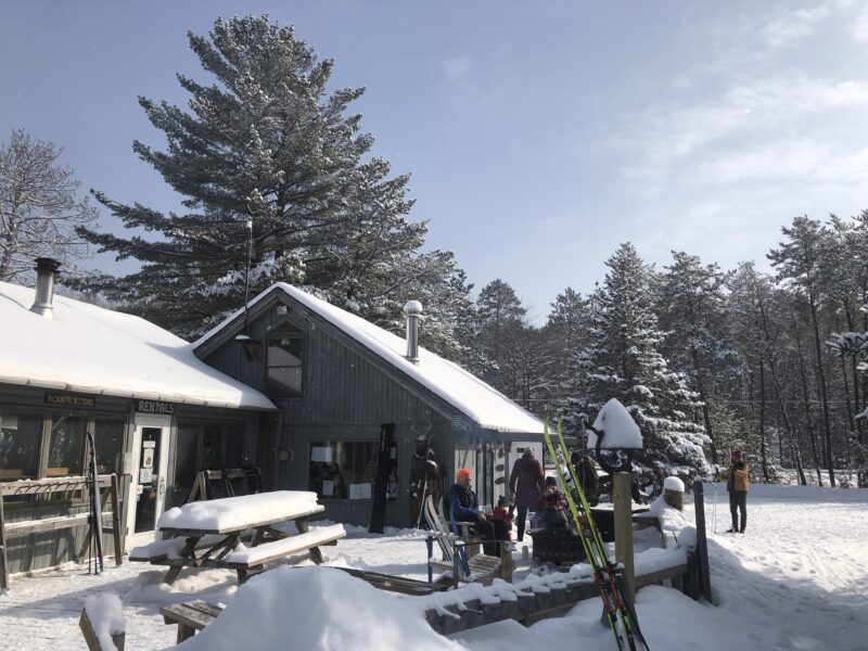 Gorgeous SUnny Day XC Ski HQ