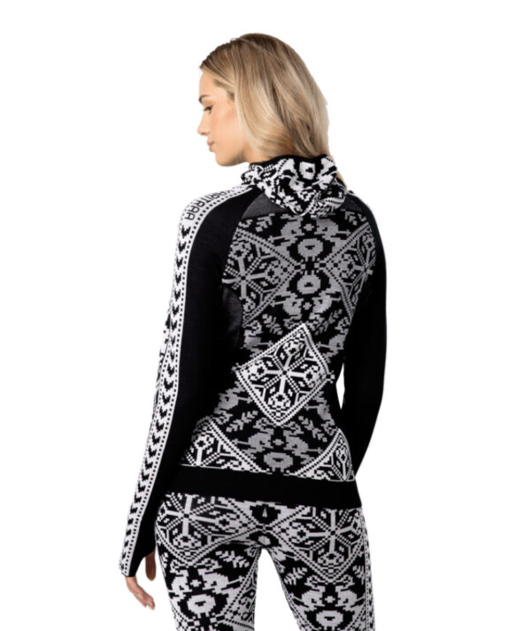 Kari Traa Saga Hood Black Back